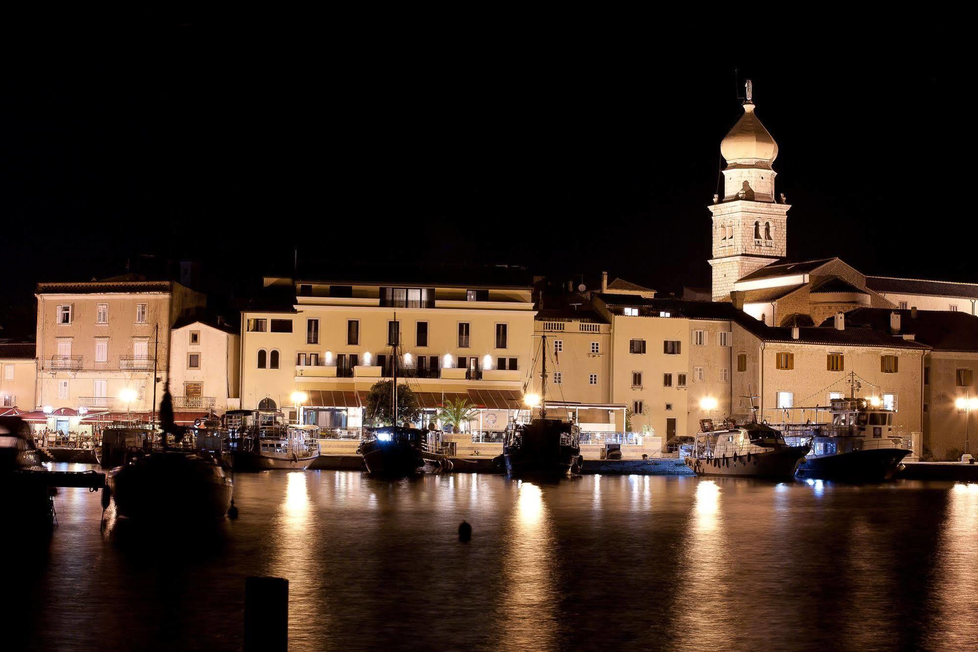 Hotel Marina Krk Town Exterior photo