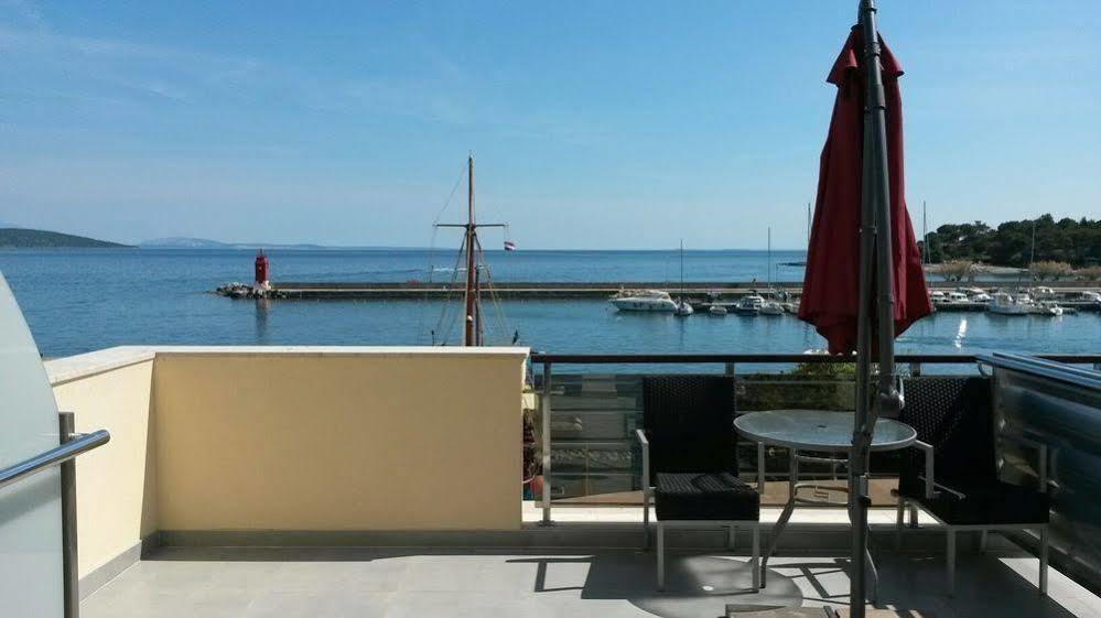 Hotel Marina Krk Town Exterior photo